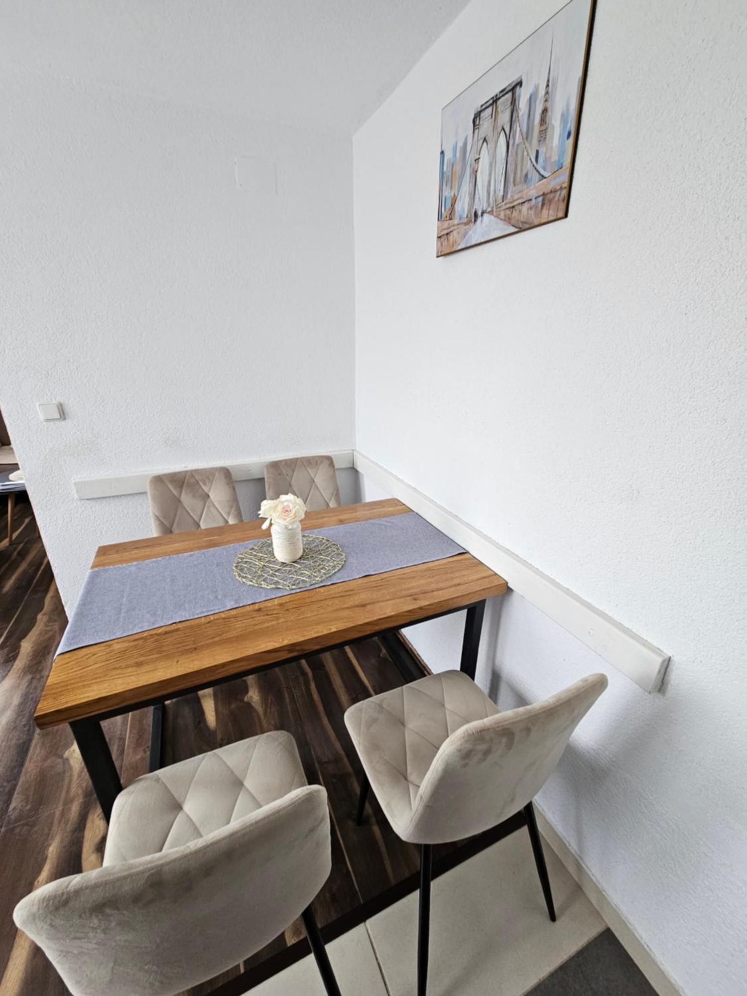 Apartments Luka Rakovica Bagian luar foto