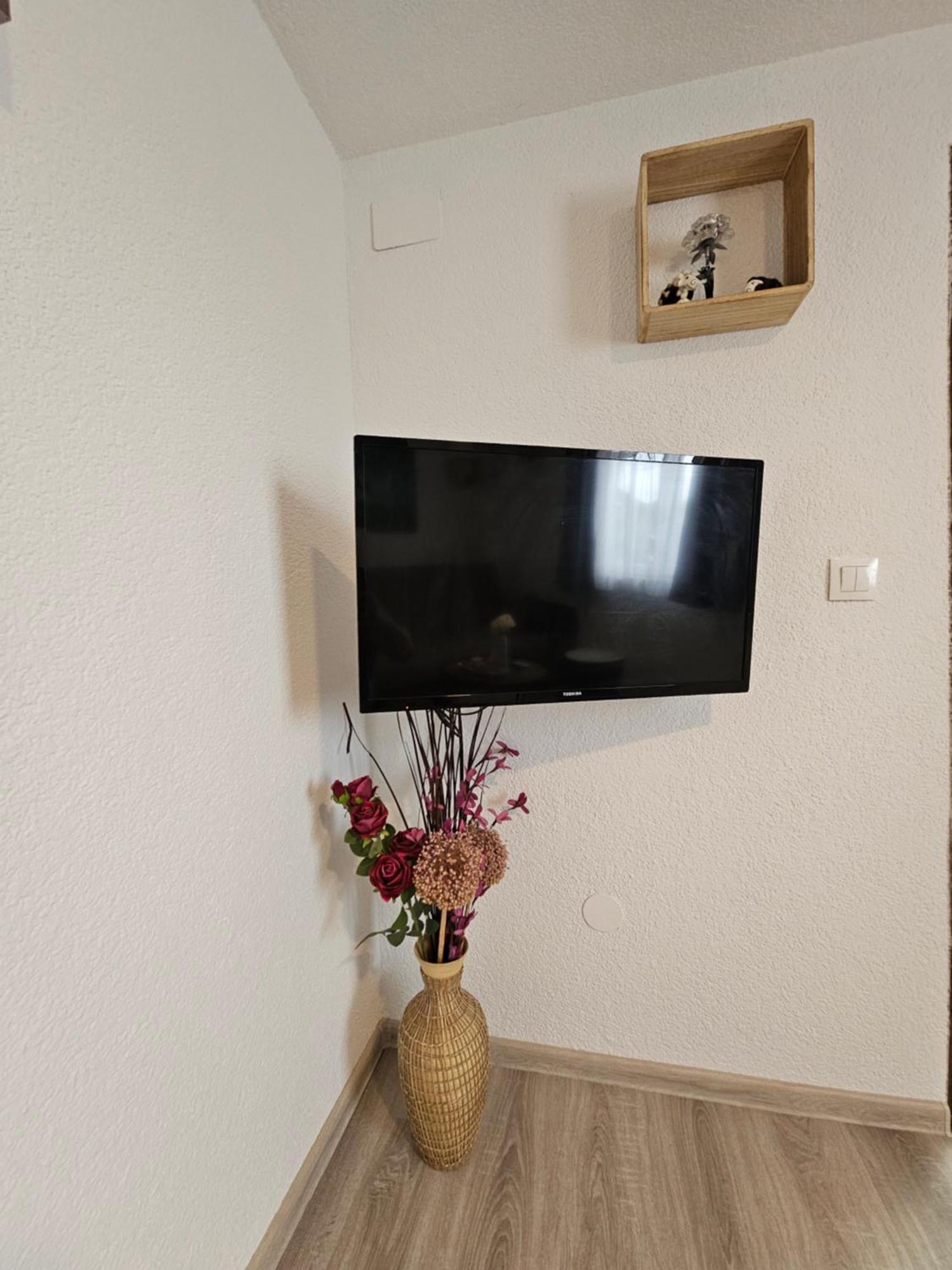 Apartments Luka Rakovica Bagian luar foto